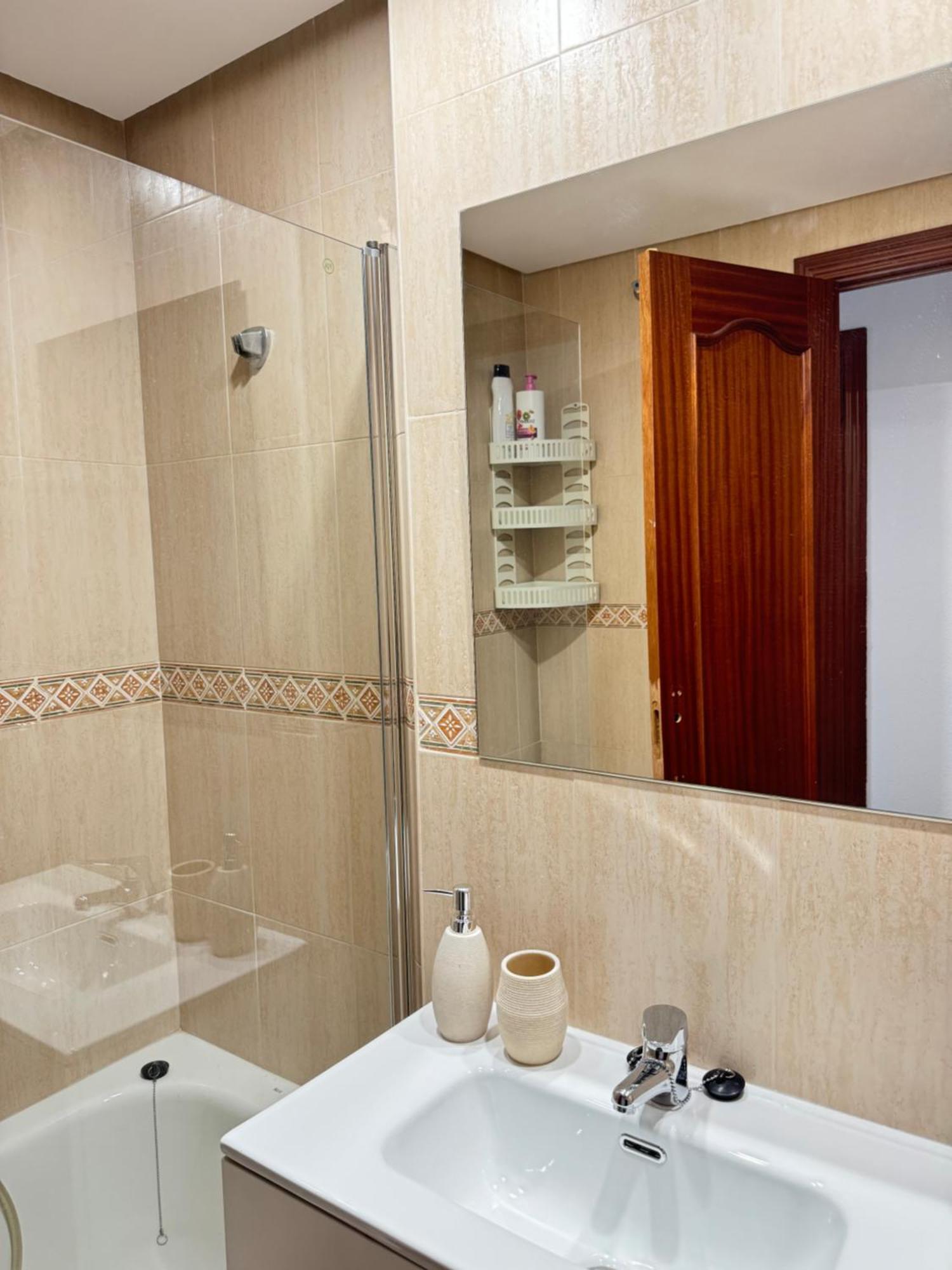 Estacion Del Mar Apartment Malaga Luaran gambar